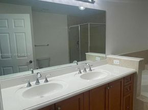 8395 SW 73rd Ave 314, Miami FL 33143