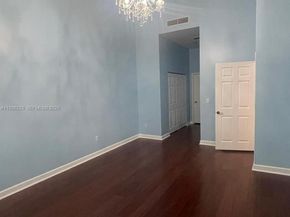 8395 SW 73rd Ave 314, Miami FL 33143