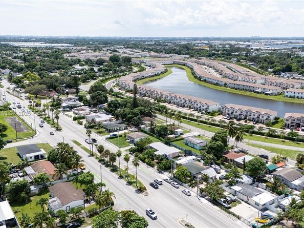 12950 NW 22nd Ave, Miami FL 33167