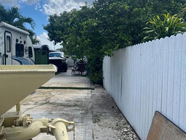 12950 NW 22nd Ave, Miami FL 33167