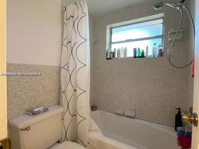 851 NE 14th Ave 420, Hallandale Beach FL 33009