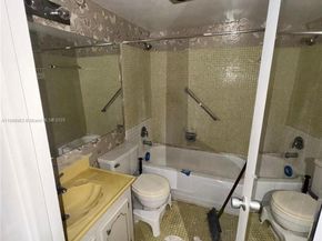 211 Coventry I 211, West Palm Beach FL 33417