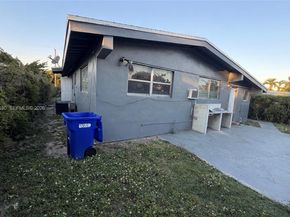 354 NE 173rd St, North Miami Beach FL 33162