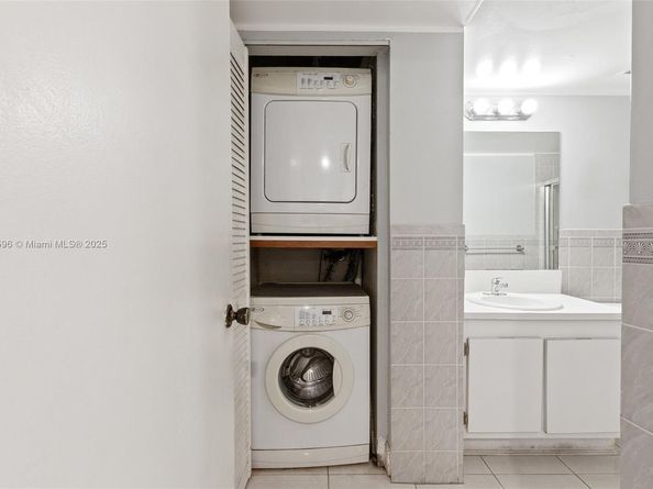 8002 SW 149th Ave B205, Miami FL 33193