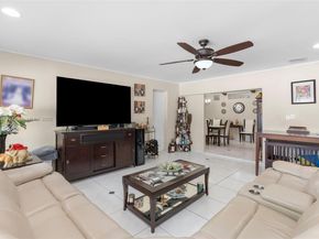 721 NW 98th Ave, Pembroke Pines FL 33024