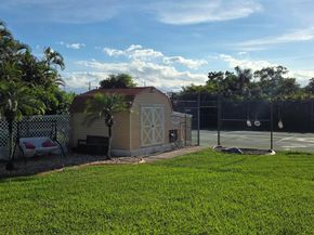 11650 NW 17th Ct, Plantation FL 33323