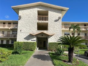 1395 NE 167th St 315, Miami FL 33162