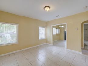 1483 NW 58th St, Miami FL 33142