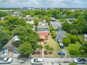 1483 NW 58th St, Miami FL 33142