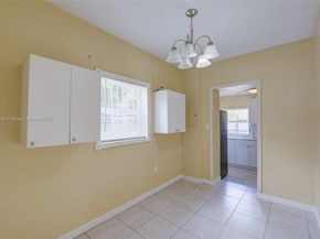 1483 NW 58th St, Miami FL 33142