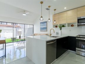 21204 Harbor Way 12212, Aventura FL 33180