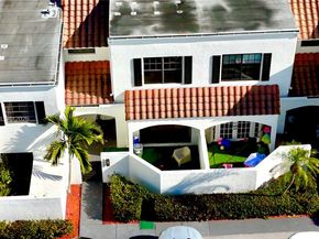 21204 Harbor Way 12212, Aventura FL 33180