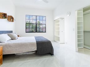 21204 Harbor Way 12212, Aventura FL 33180