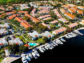 21204 Harbor Way 12212, Aventura FL 33180