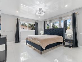 4440 NE 17th Ave, Oakland Park FL 33334