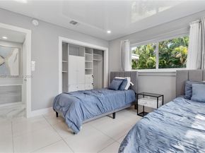 4440 NE 17th Ave, Oakland Park FL 33334