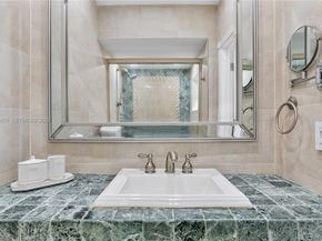 4440 NE 17th Ave, Oakland Park FL 33334