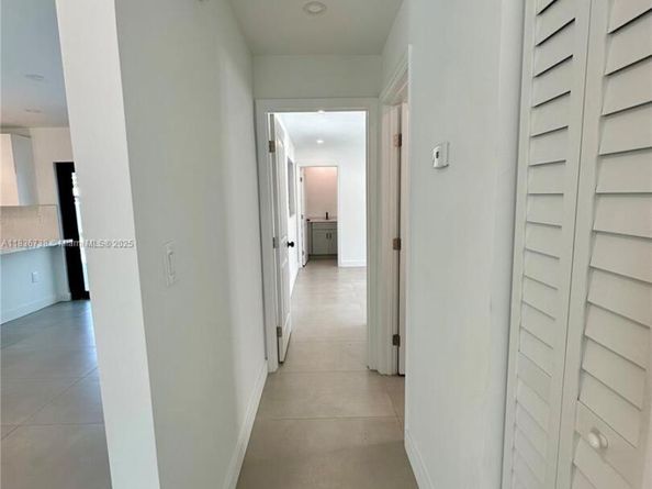 4901 Washington St, Hollywood FL 33021