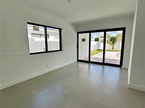 4901 Washington St, Hollywood FL 33021