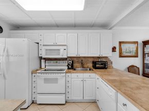 7080 Environ Blvd 226, Lauderhill FL 33319