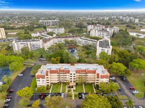 7080 Environ Blvd 226, Lauderhill FL 33319