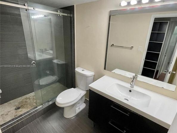 13155 Ixora Ct 603, North Miami FL 33181