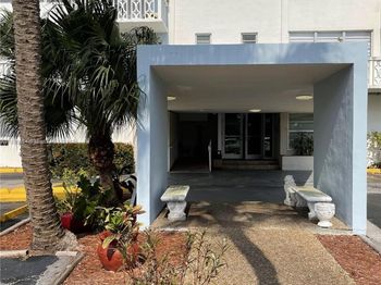 13155 Ixora Ct