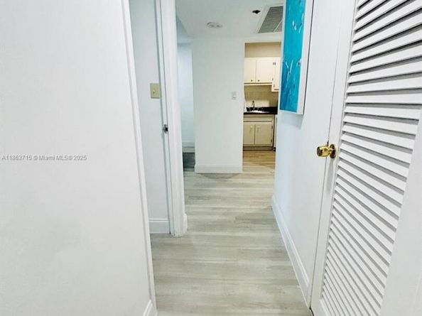 100 Lincoln Rd 535, Miami Beach FL 33139