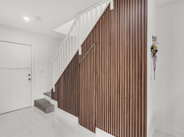 8775 Park Blvd 111, Miami FL 33172