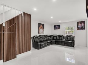 8775 Park Blvd 111, Miami FL 33172