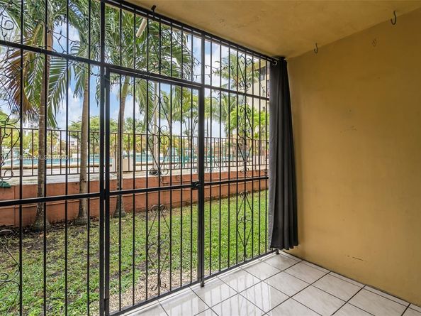 8775 Park Blvd 111, Miami FL 33172