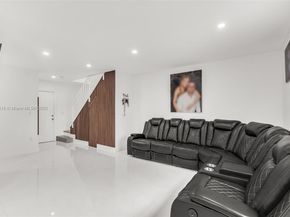 8775 Park Blvd 111, Miami FL 33172