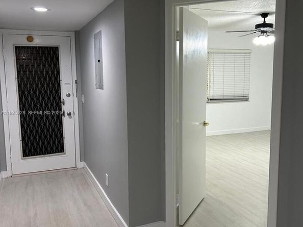 1000 SW 125th Ave 214N, Pembroke Pines FL 33027