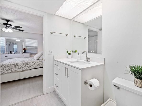 1000 SW 125th Ave 214N, Pembroke Pines FL 33027