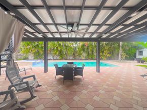 19994 SW 129th Ct, Miami FL 33177