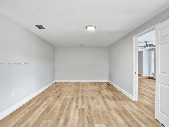 2031 NE 62nd St, Fort Lauderdale FL 33308