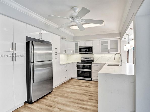 2031 NE 62nd St, Fort Lauderdale FL 33308