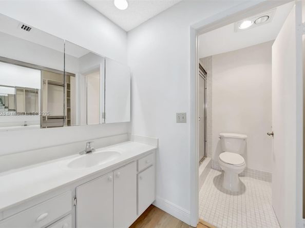 616 Briarwood Cir, Hollywood FL 33024