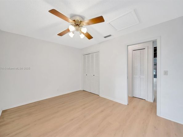 616 Briarwood Cir, Hollywood FL 33024