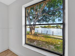 616 Briarwood Cir, Hollywood FL 33024