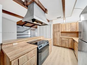 616 Briarwood Cir, Hollywood FL 33024