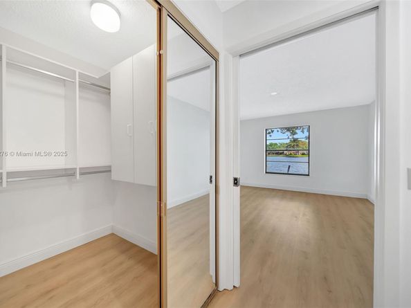 616 Briarwood Cir, Hollywood FL 33024