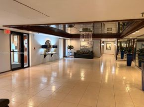 671 NE 195th St 208E, Miami FL 33179