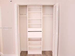 10866 NW 51st Ln, Doral FL 33178