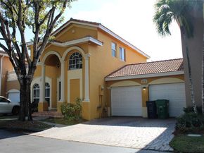 10866 NW 51st Ln, Doral FL 33178