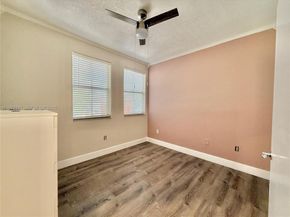 10866 NW 51st Ln, Doral FL 33178