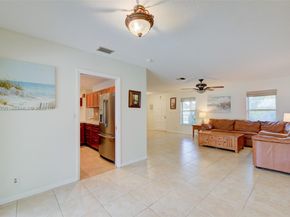 11560 NW 26th St, Plantation FL 33323