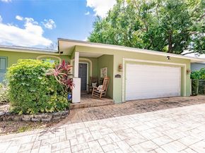 11560 NW 26th St, Plantation FL 33323