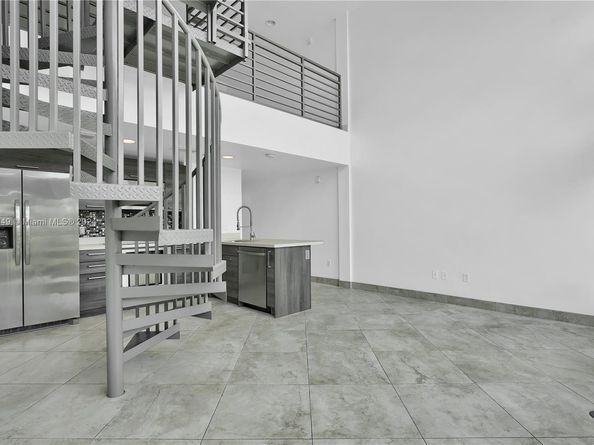 421 Meridian Ave 16, Miami Beach FL 33139
