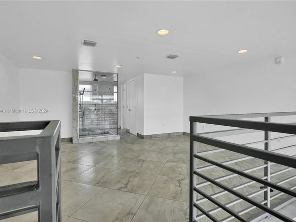 421 Meridian Ave 16, Miami Beach FL 33139